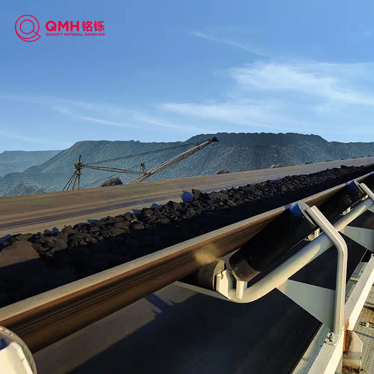 A durabilidade e a versatilidade dos cintos transportadores de EPDM em uso industrial