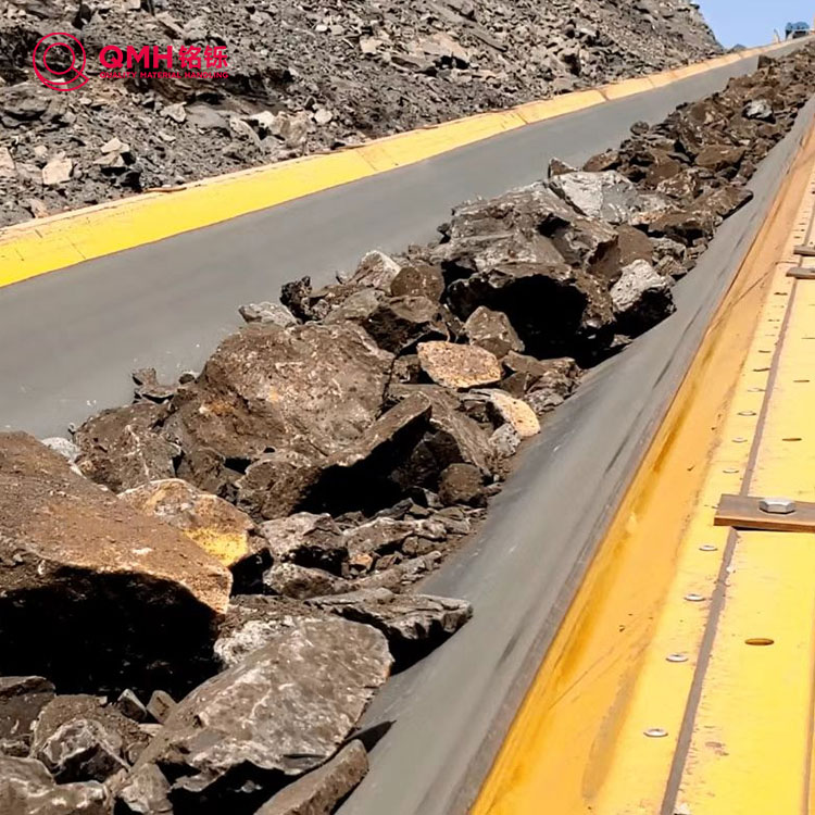Corrente transportadora de aço resistente a rolamento baixo